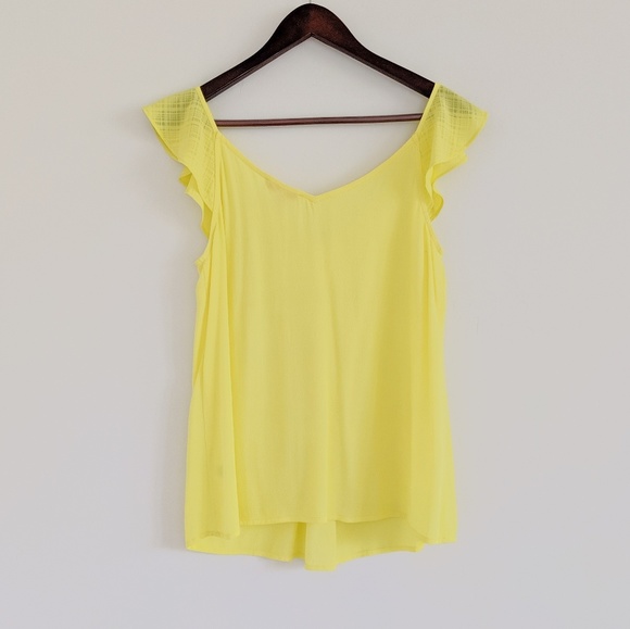 NWOT Stitch Fix yellow flutter sleeve top - Picture 3 of 3